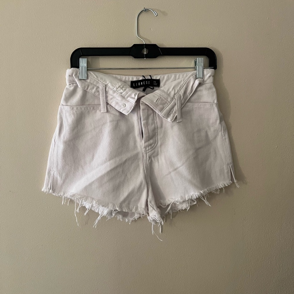 Lioness Cream Frayed Hem Jean Shorts